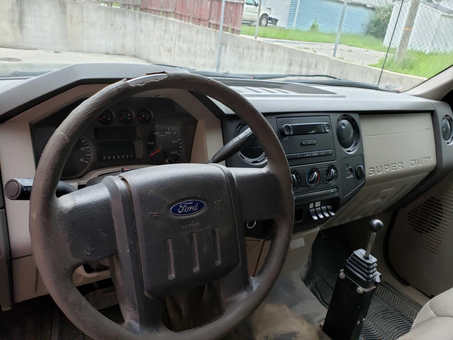 2008 Ford F550 dump truck. VIN 1FDAF56Y78EE30860. V10. - Image 19 of 26