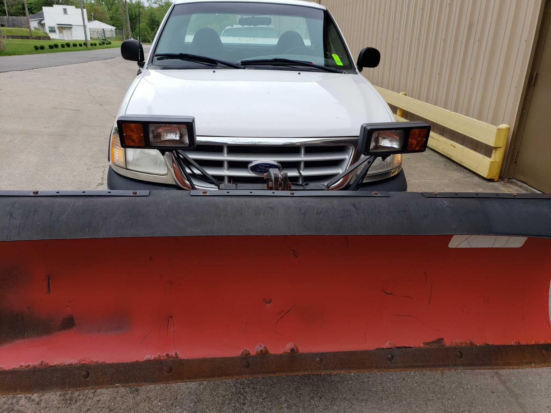 1999 Ford F250 4x4 VIN 1FTPF28L7XKB91499, with Western plow. - Image 2 of 23