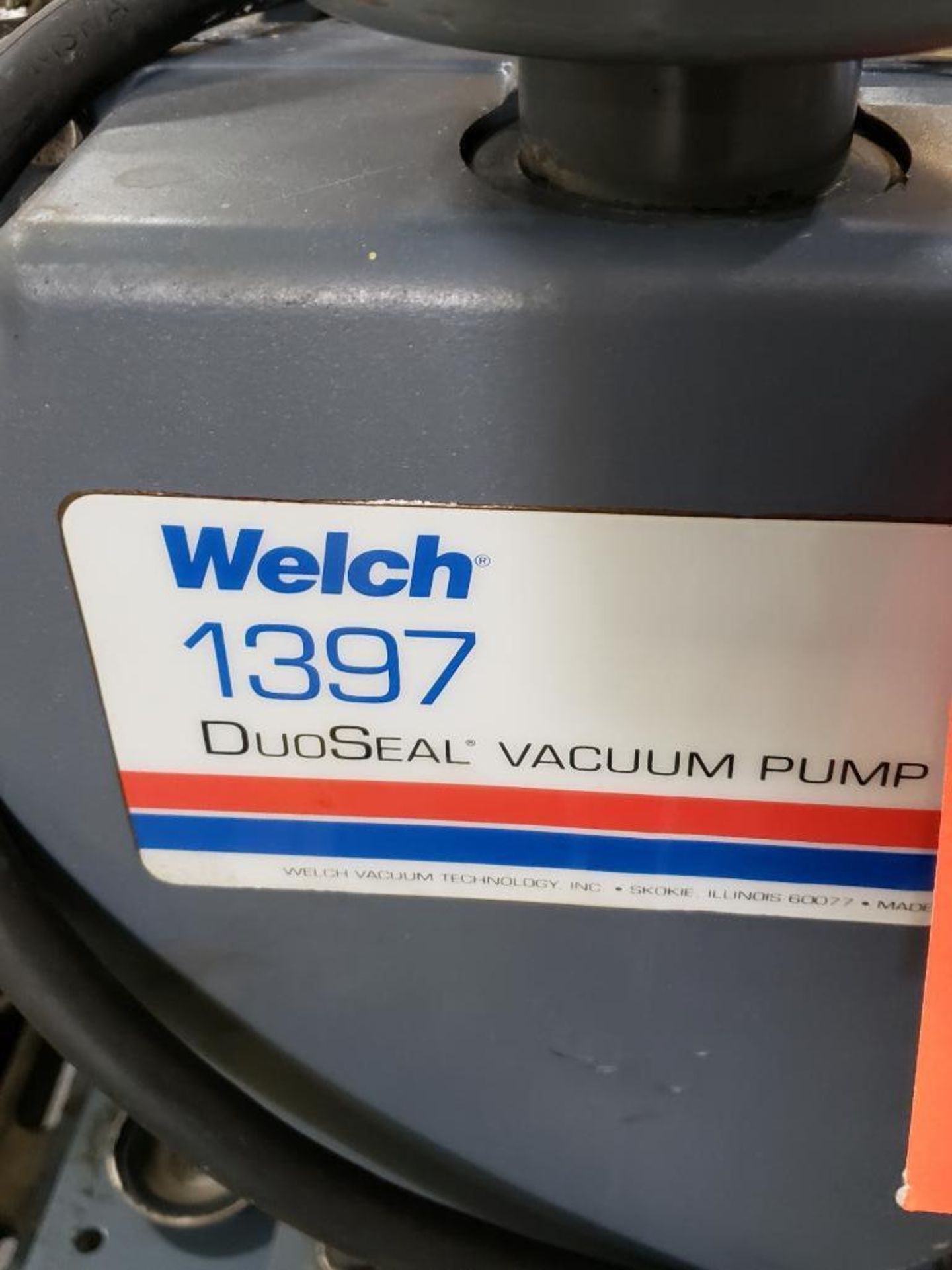 Welch Model 1397 DuoSeal vacuum pump.