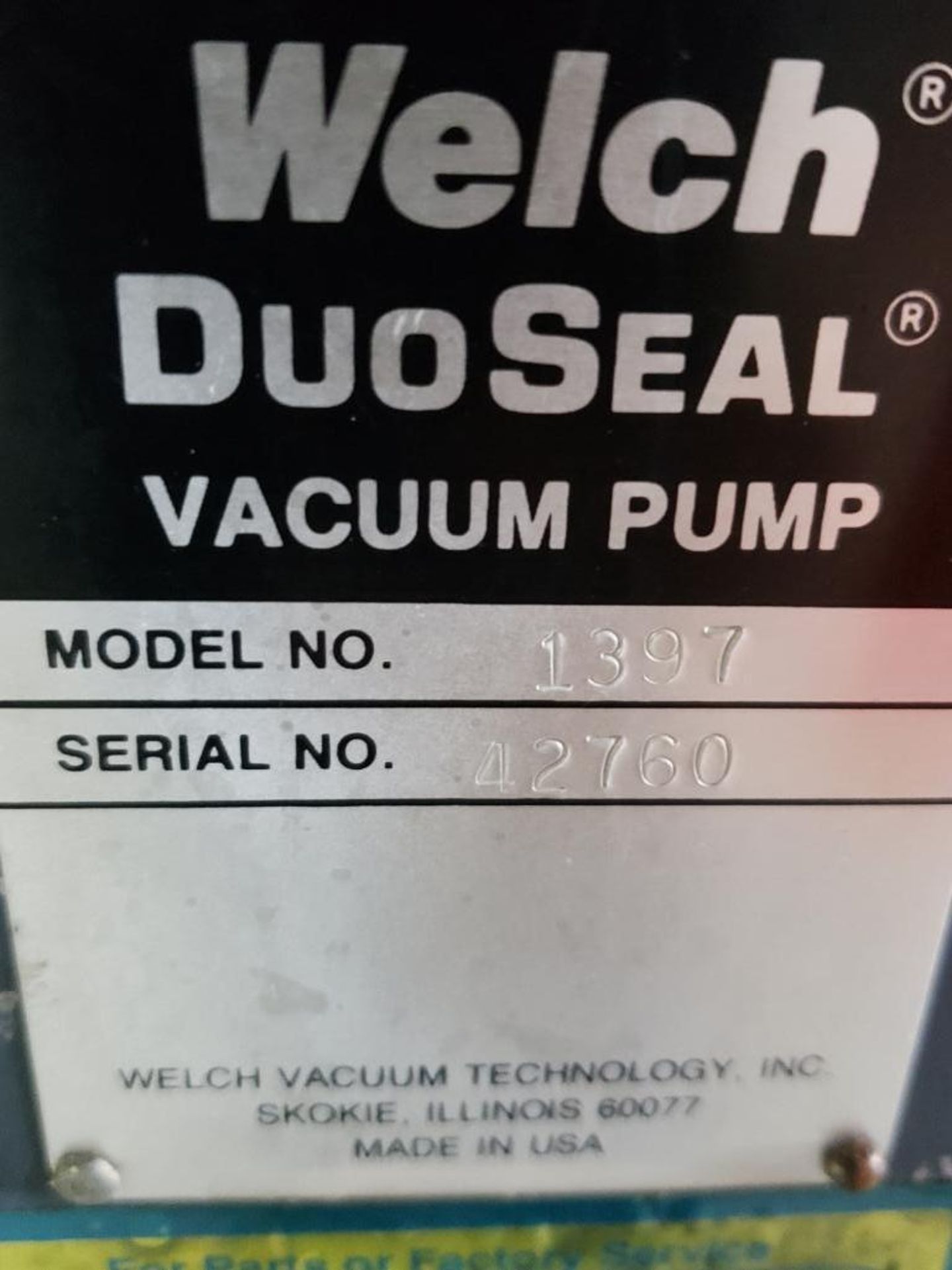 Welch Model 1397 DuoSeal vacuum pump. - Image 2 of 4