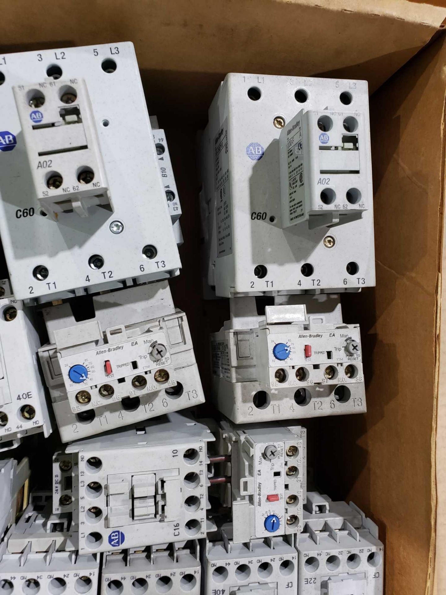 Large Qty of Allen Bradley Contactors in assorted sizes and part numbers. - Image 2 of 5