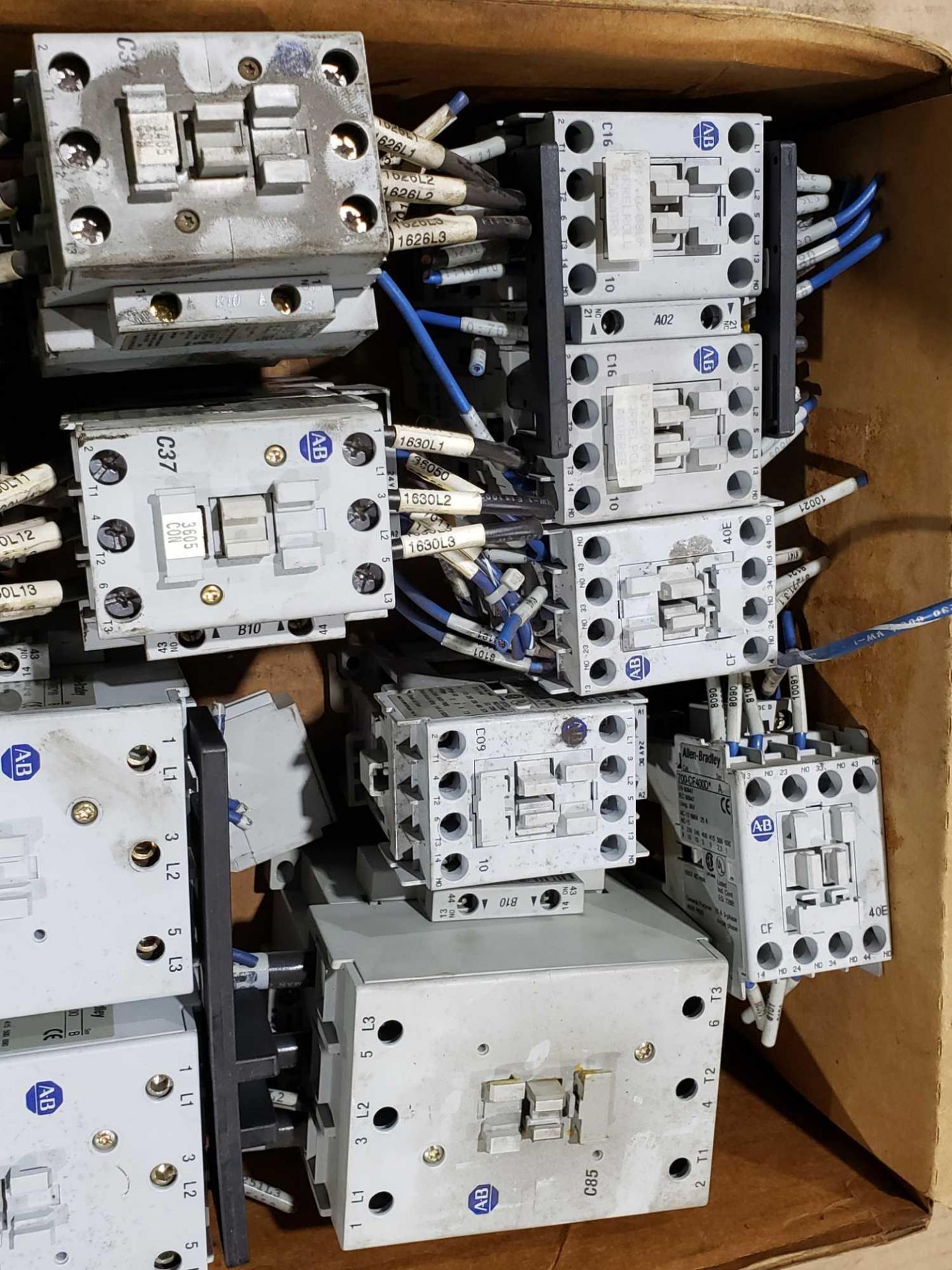 Large Qty of Allen Bradley Contactors in assorted sizes and part numbers. - Image 2 of 4