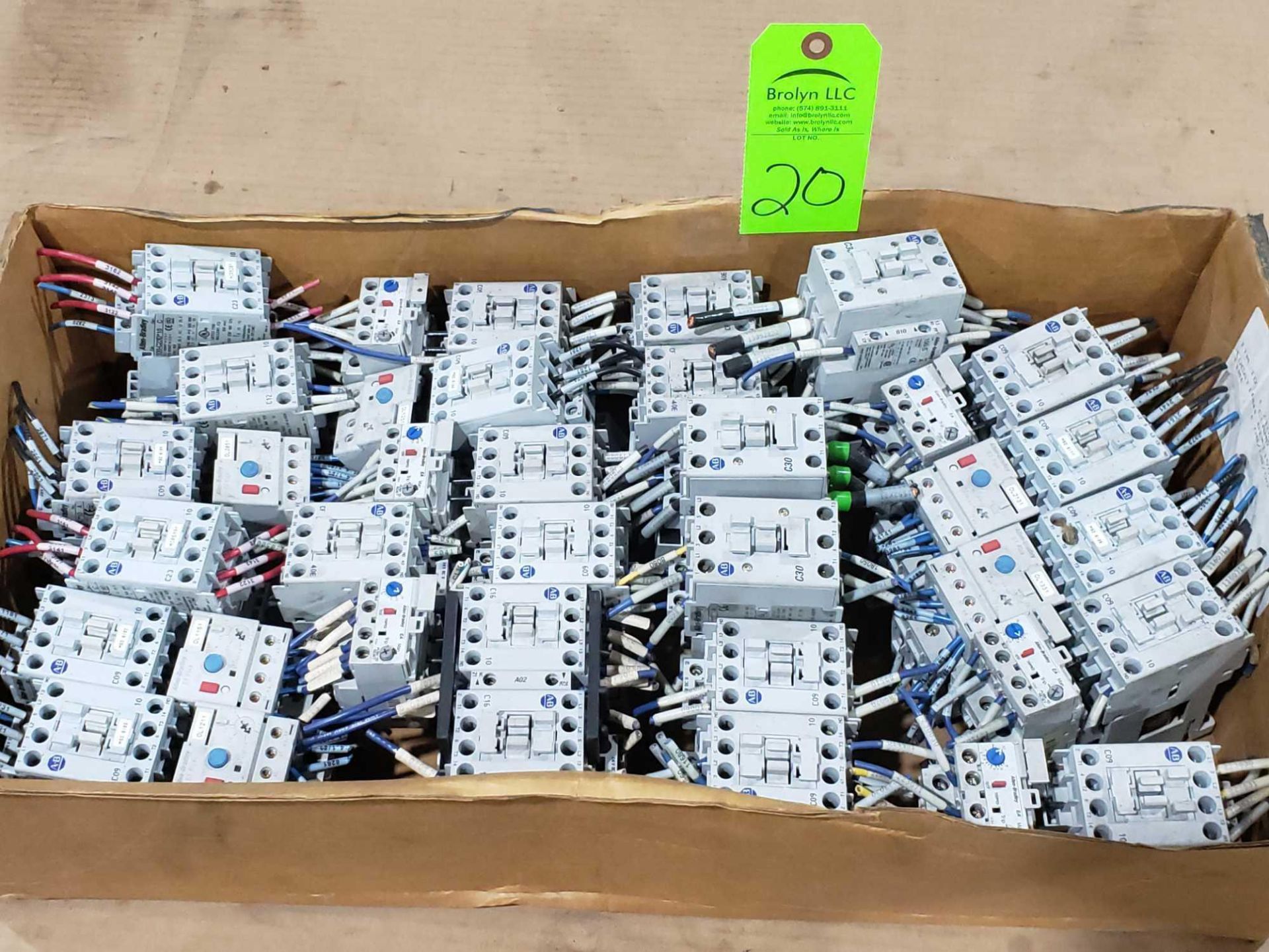 Large Qty of Allen Bradley Contactors in assorted sizes and part numbers.