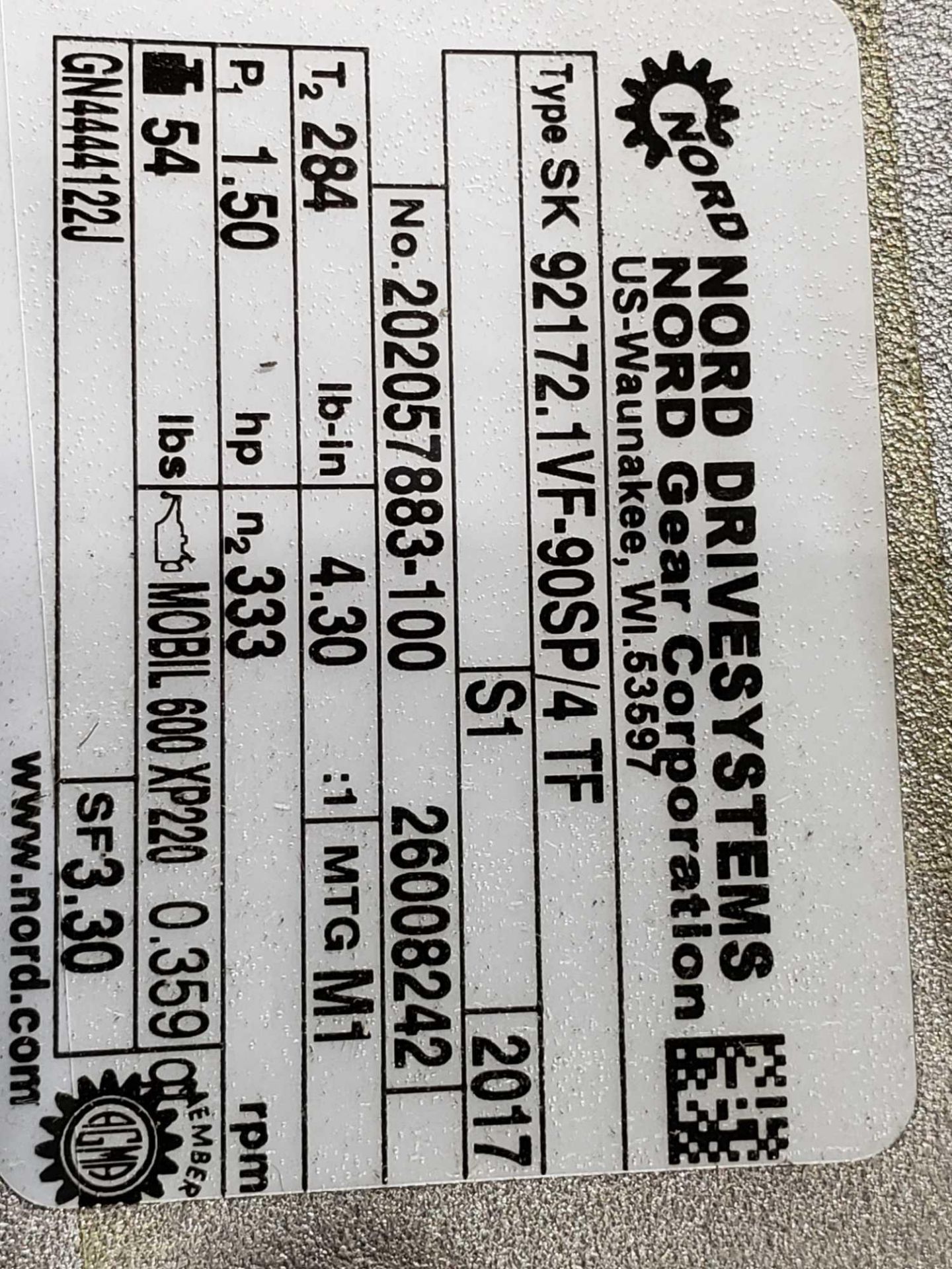Nord Systems 4.30:1 gear box and motor. Type SK92172.1VF-90SP/4TF and SK90SP/4TF. NEW. - Image 2 of 3
