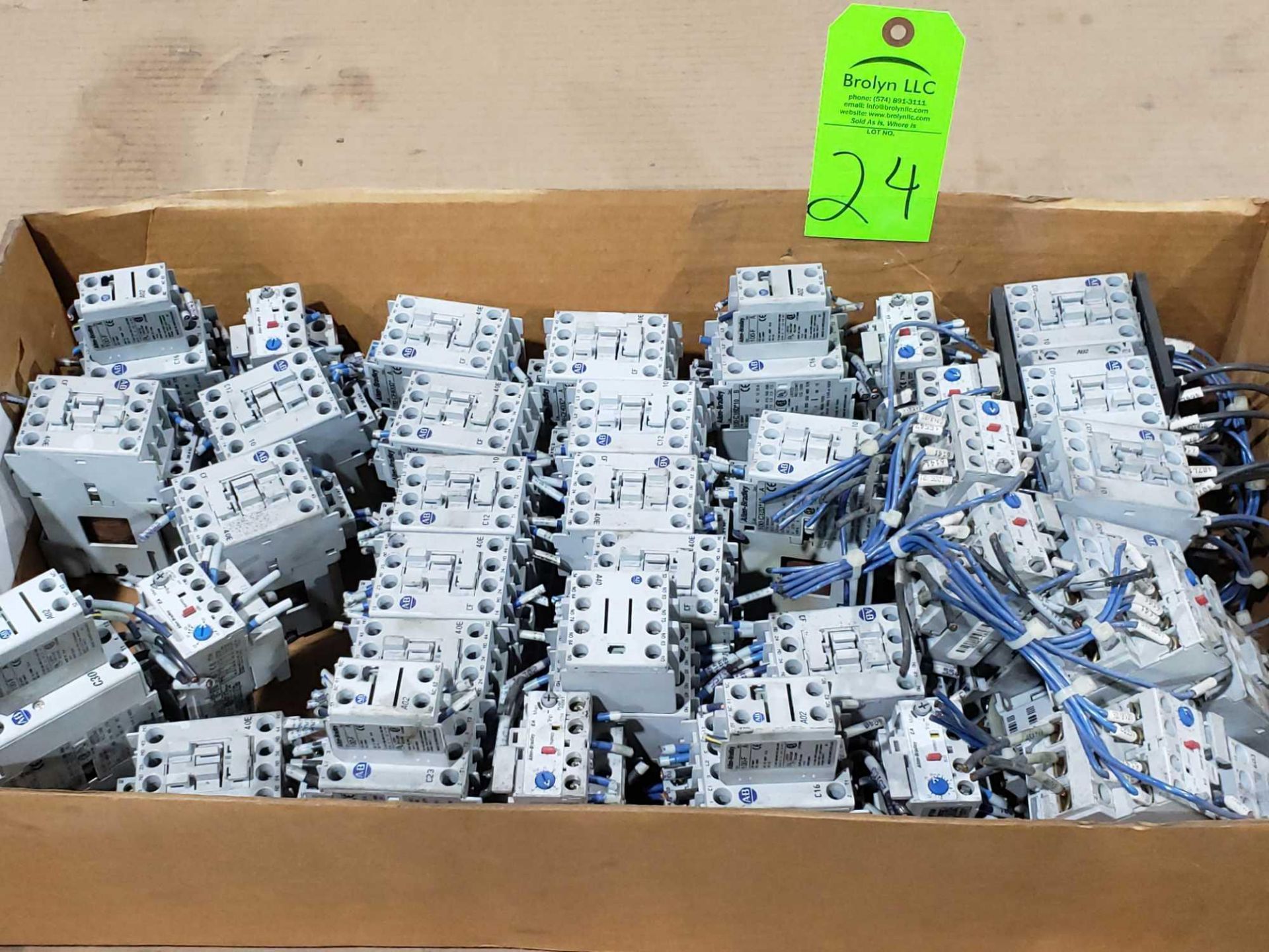 Large Qty of Allen Bradley Contactors in assorted sizes and part numbers.