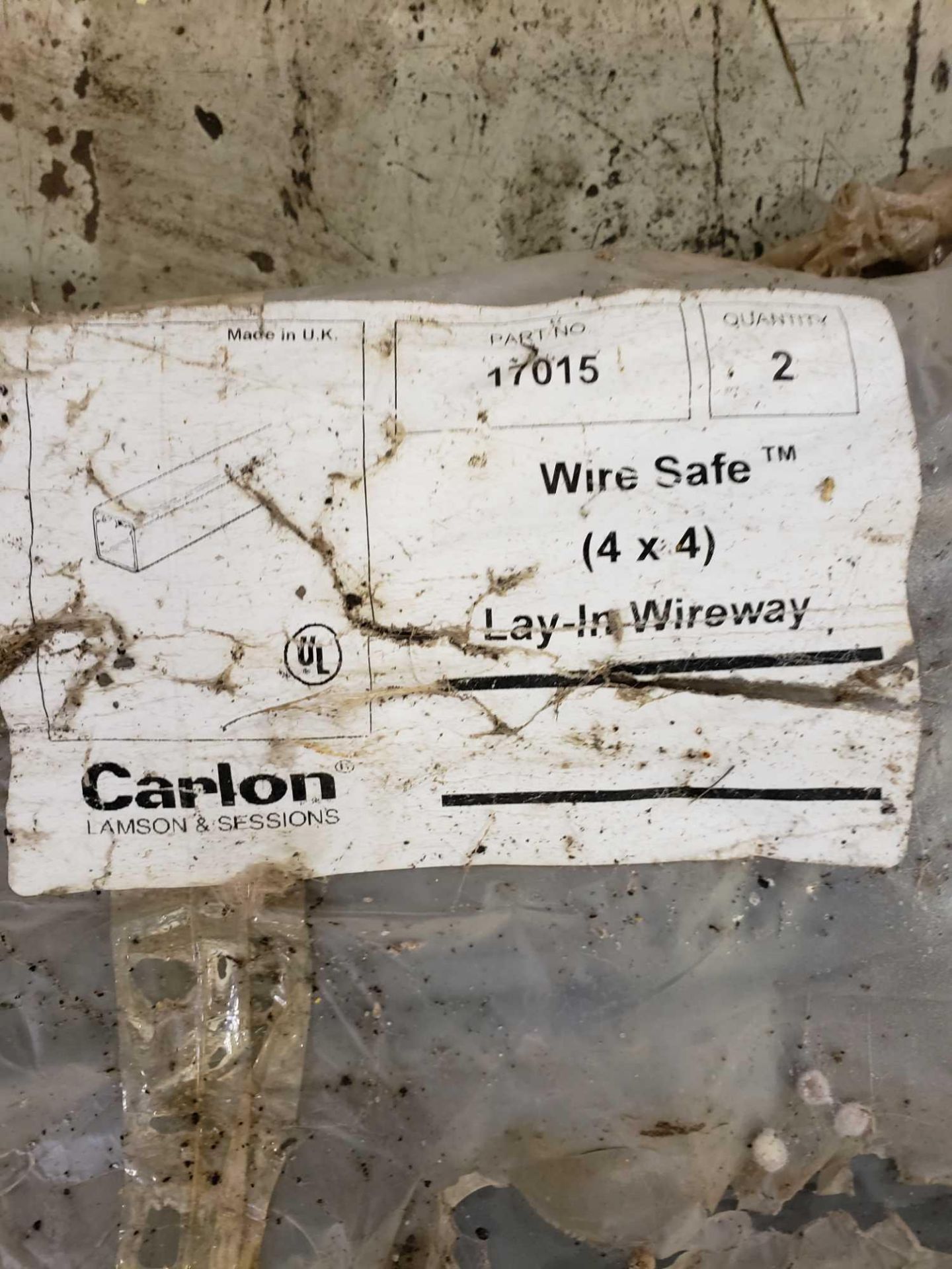 Qty 4 - New Carlon 4"x4" wireway part number 17015. - Bild 2 aus 4