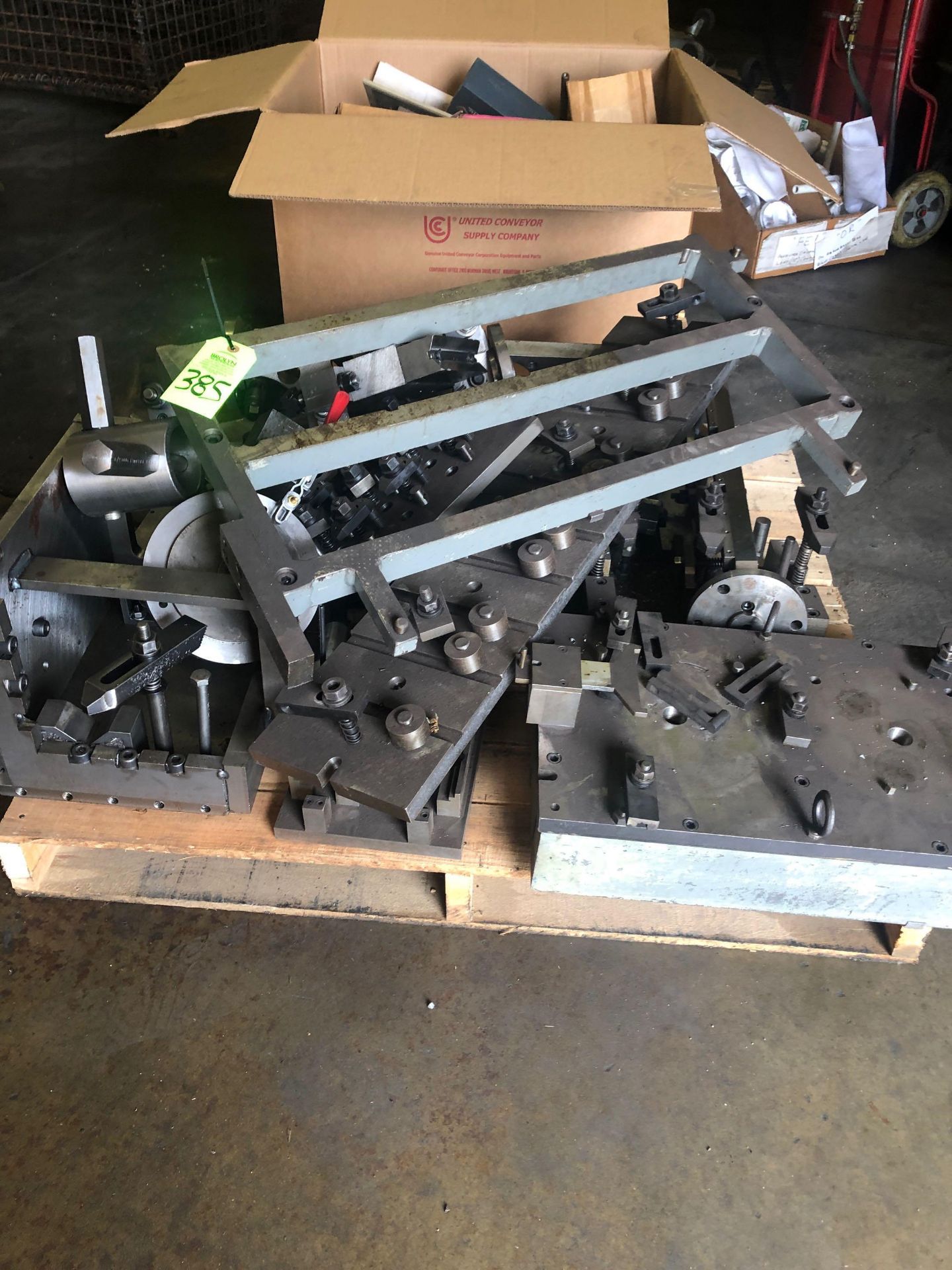 Assorted scrap machine fixture steel on pallet and in box. - Image 2 of 4