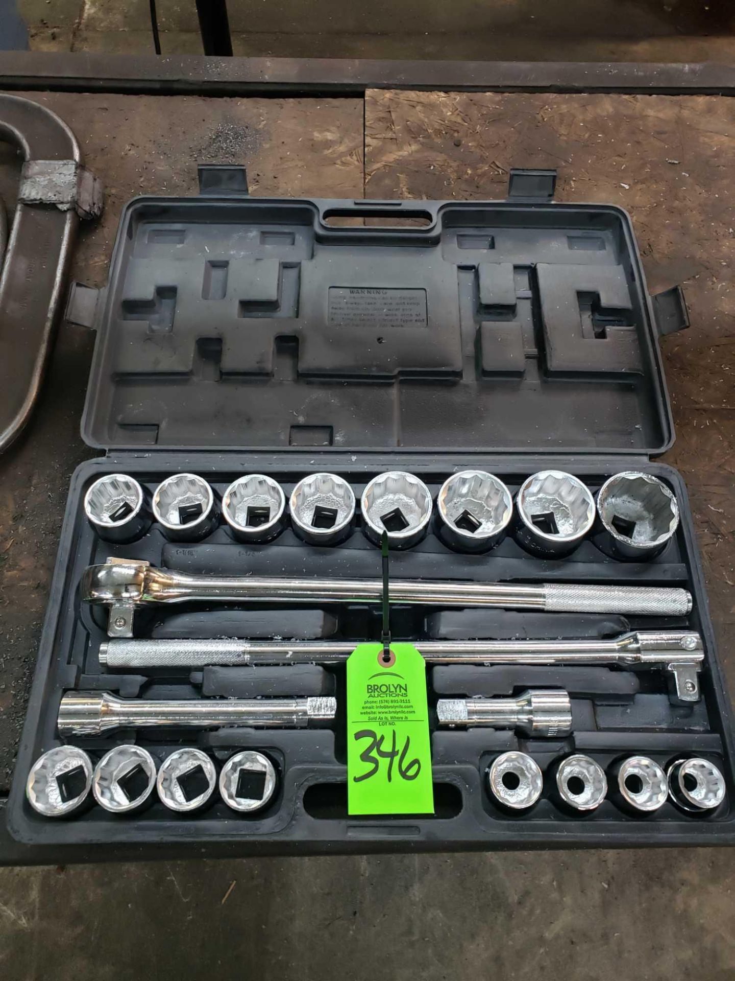 3/4" drive socket set up to 2" sockets.