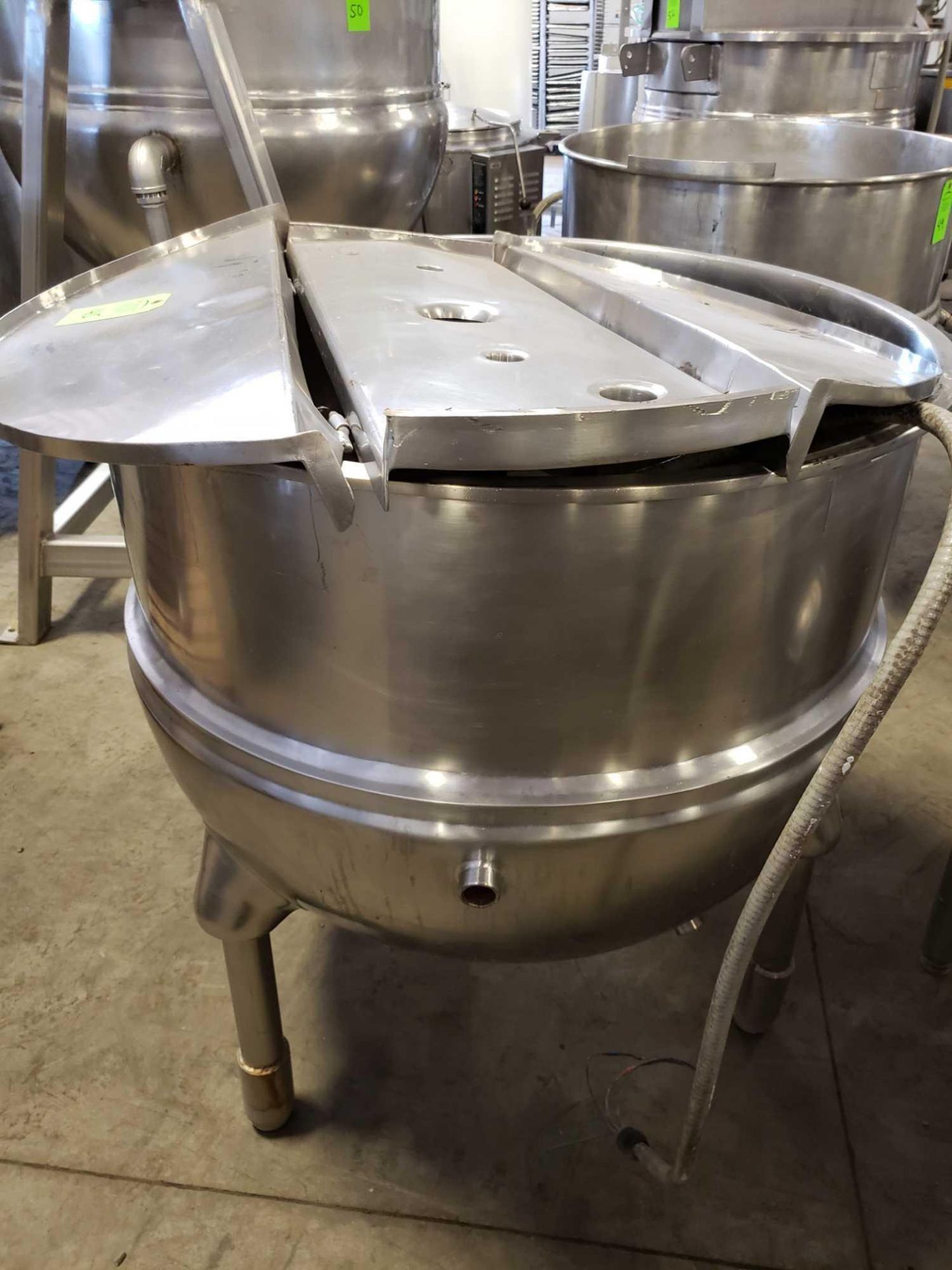 Stainless kettle. Unmarked but measures 40" diameter x 38" interior depth with mixer motor and cover - Image 7 of 7