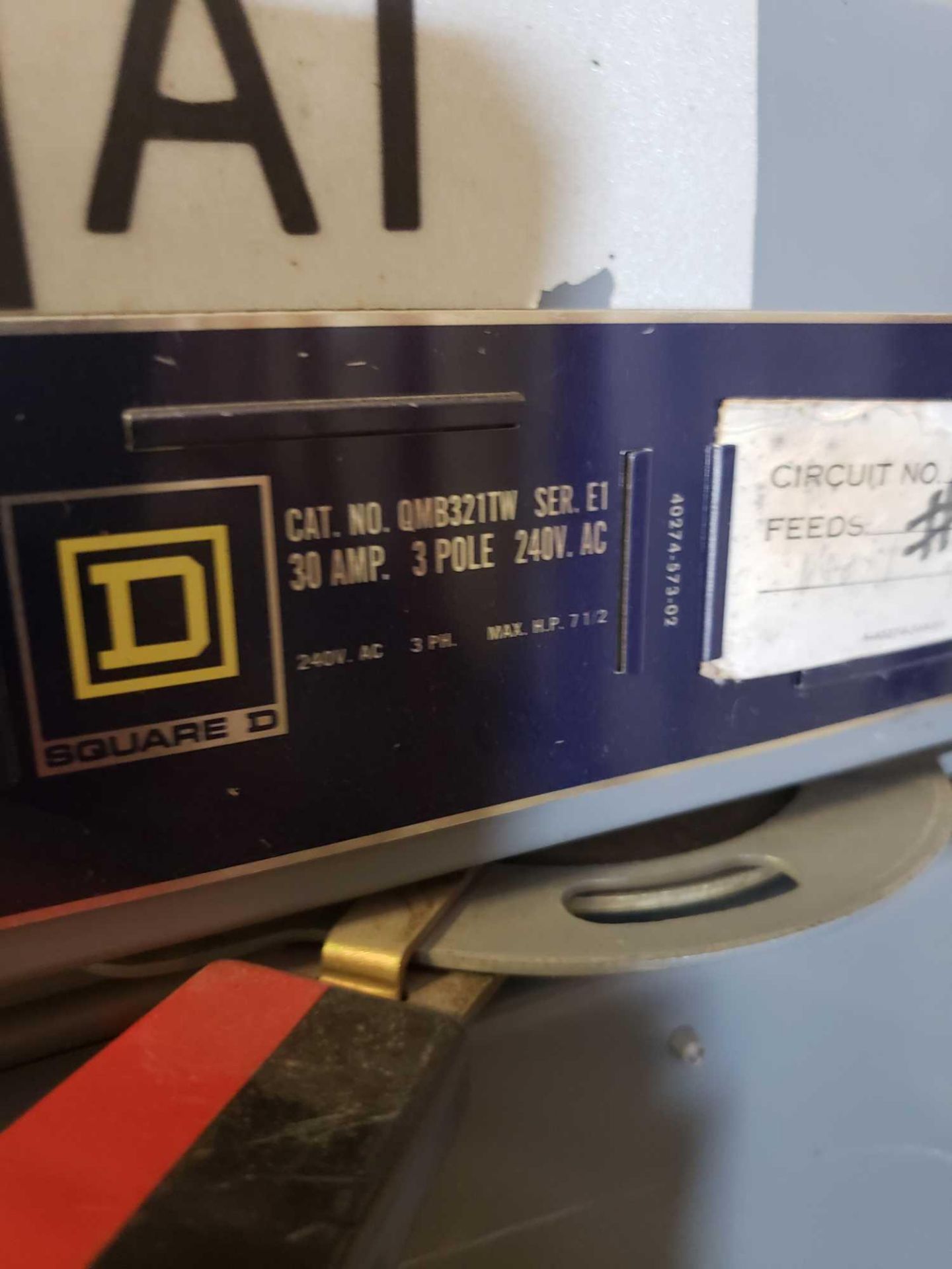 Square D panel board switchgear 240v 3 phase. - Image 6 of 12