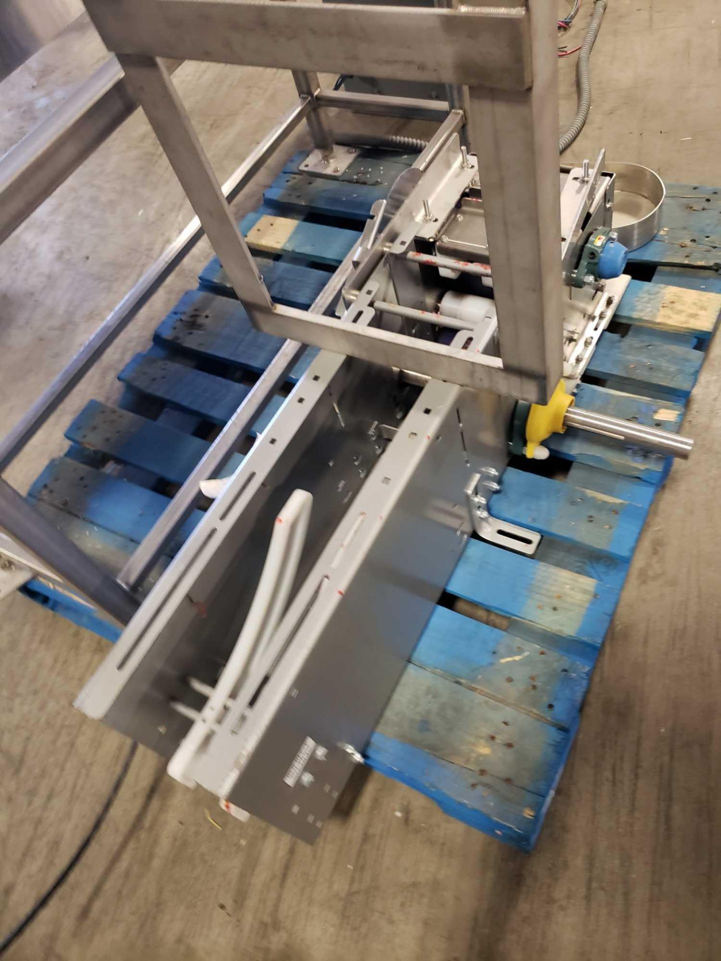 Pallet of assorted conveyors. - Image 6 of 7