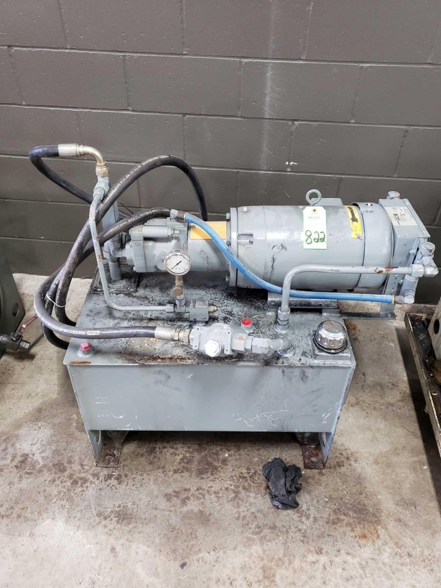 Hydraulic systems Inc, 1500psi, 7 gallon per minute hydraulic power pack. (motor and hp unmarked)