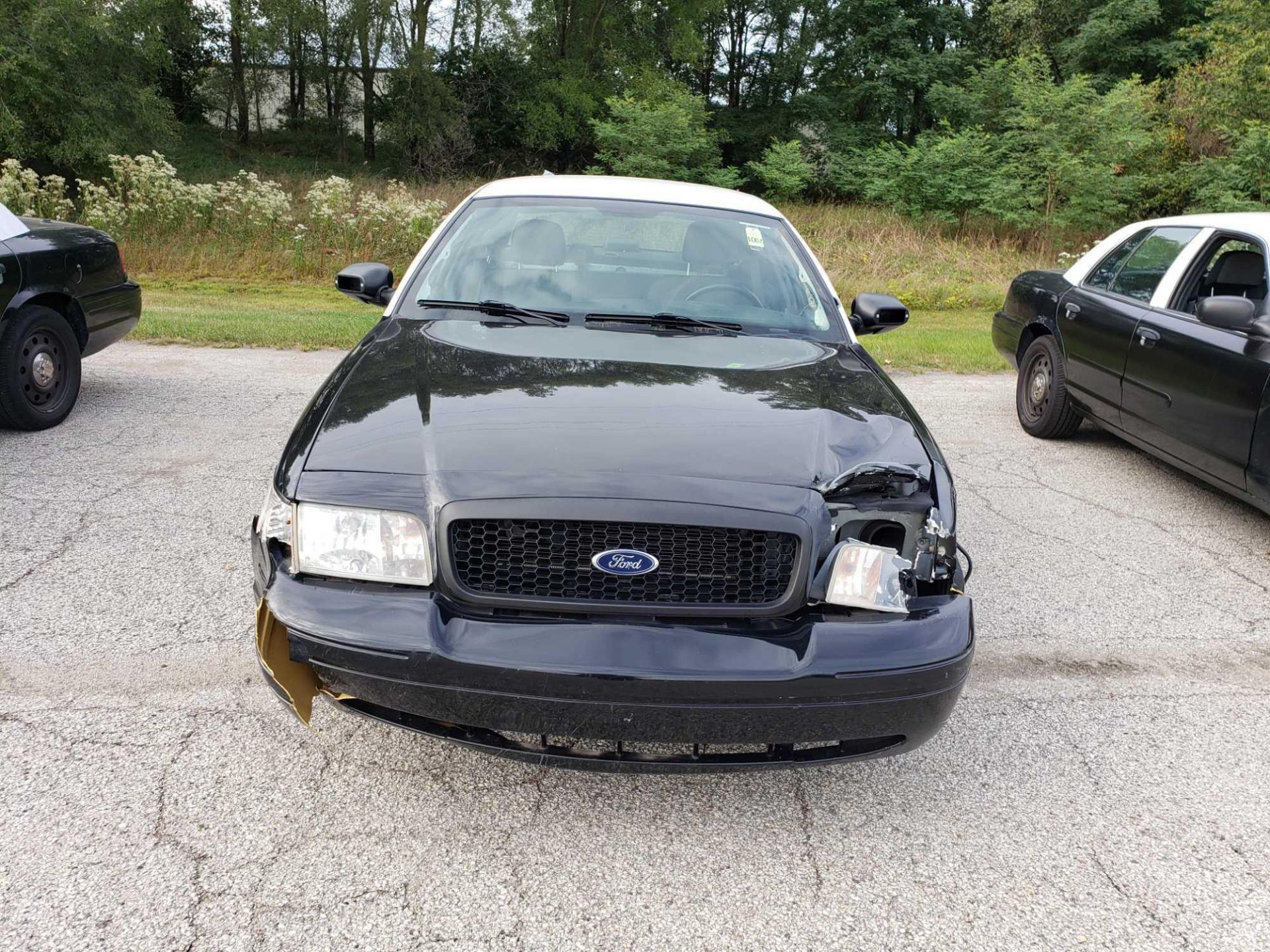 008 Ford Crown Victoria. VIN 2FAHP71V09X112075. Police Interceptor. 123,233 miles showing. - Image 6 of 19