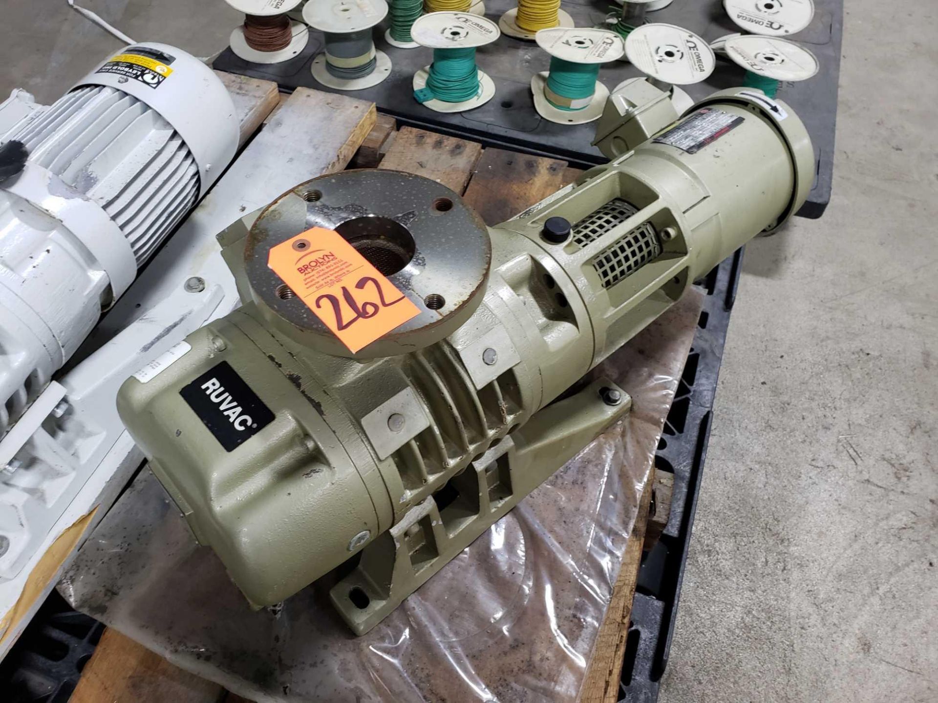 Leybold Ruvac model WAU250 blower vacuum pump.