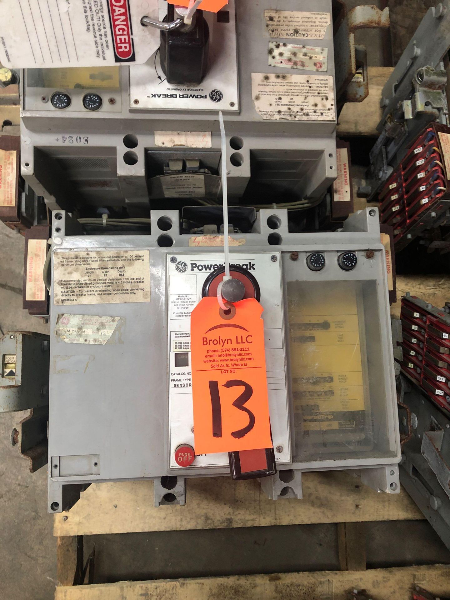 GE Power Break breaker. Model TPSS2606G3E1. 600amp.