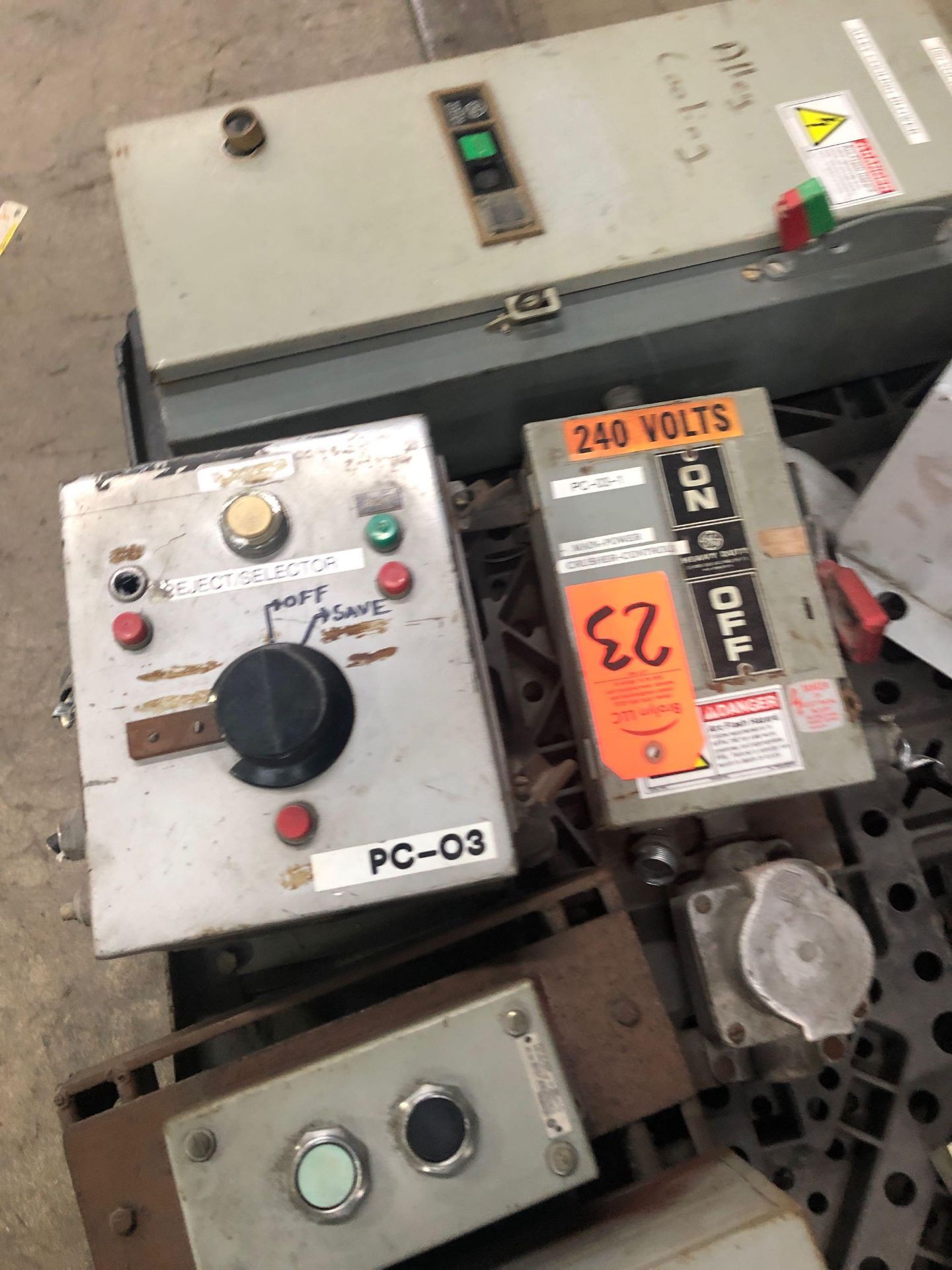 Pallet of assorted electrical boxes, main disconnects, etc. - Image 4 of 6