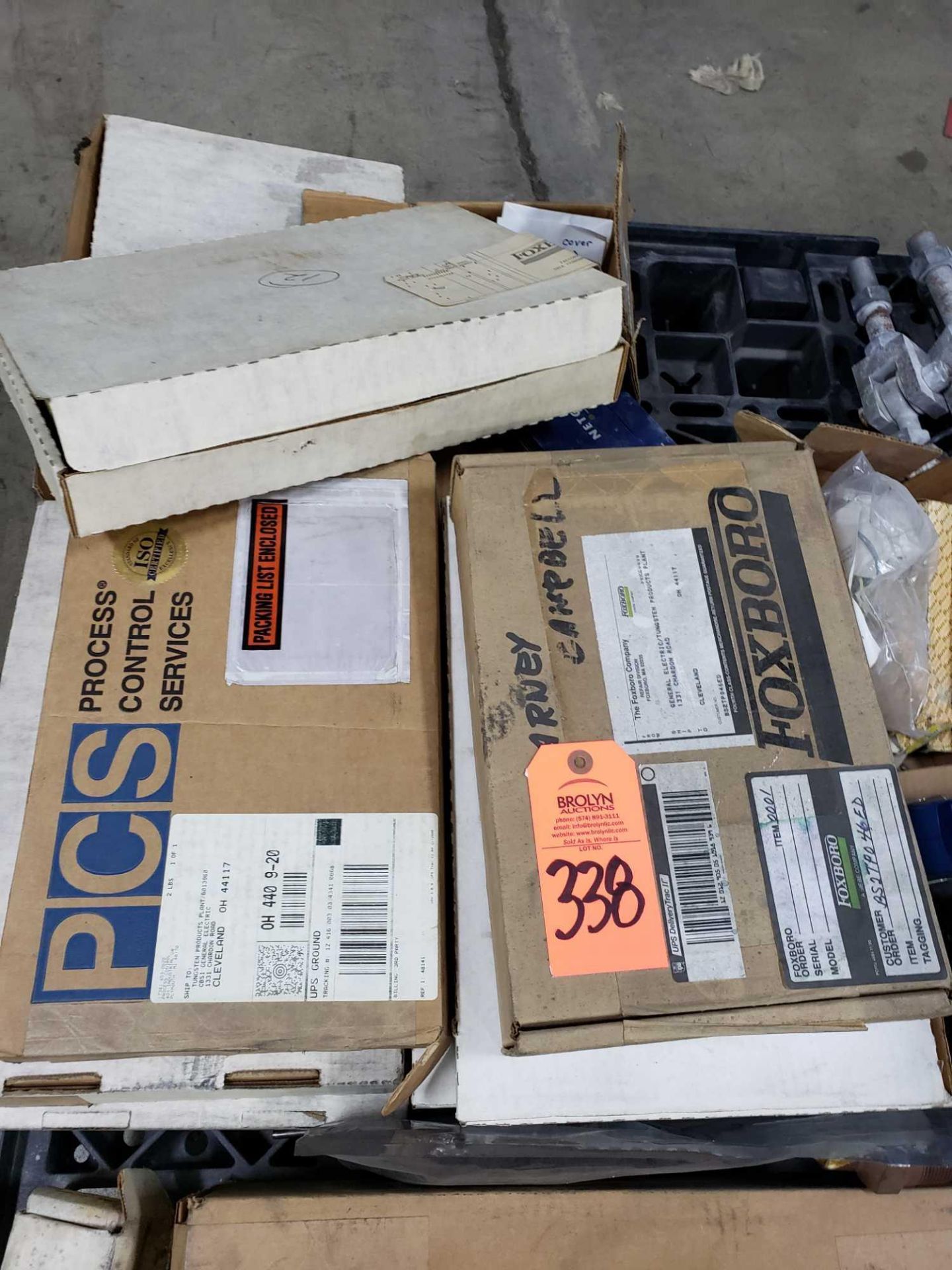 Pallet of assorted electrical. Some componentss are new in box. - Image 2 of 4