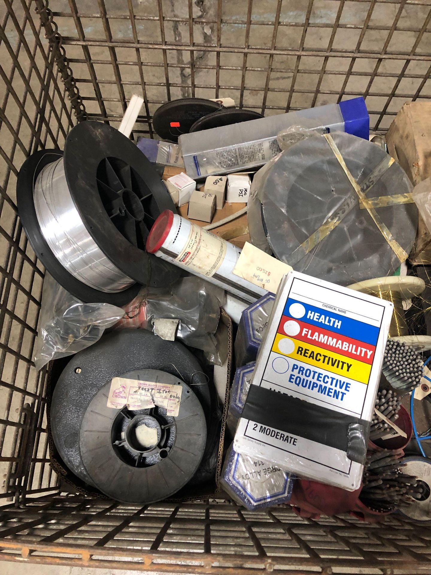 Wire basket of assorted welding wire, rods, etc. - Image 2 of 4