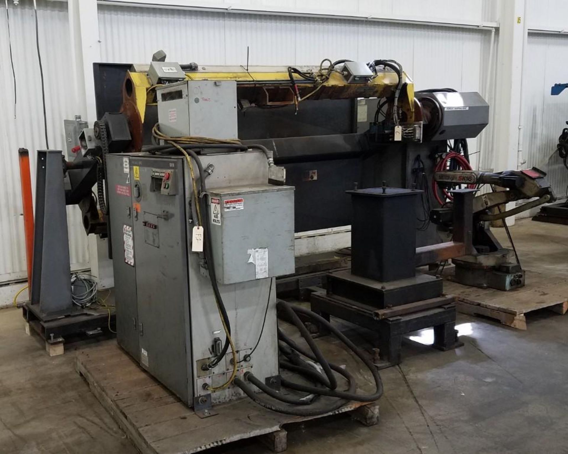 **Located in Brook Park, OH** Motoman Robotic Weld Cell. - Image 3 of 4