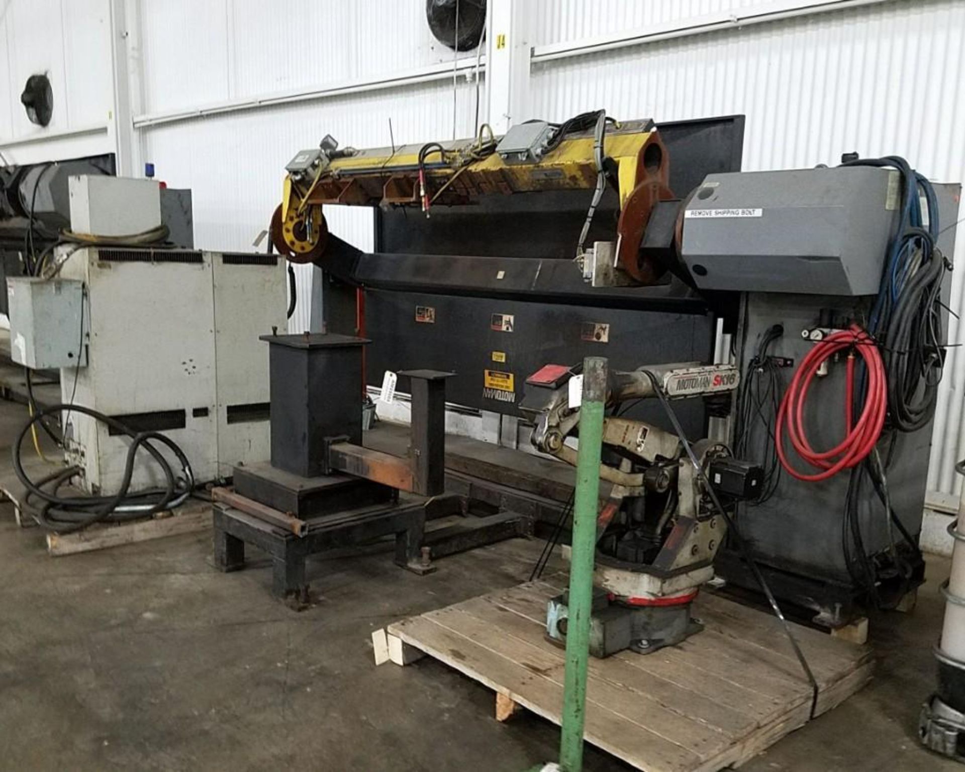 **Located in Brook Park, OH** Motoman Robotic Weld Cell.