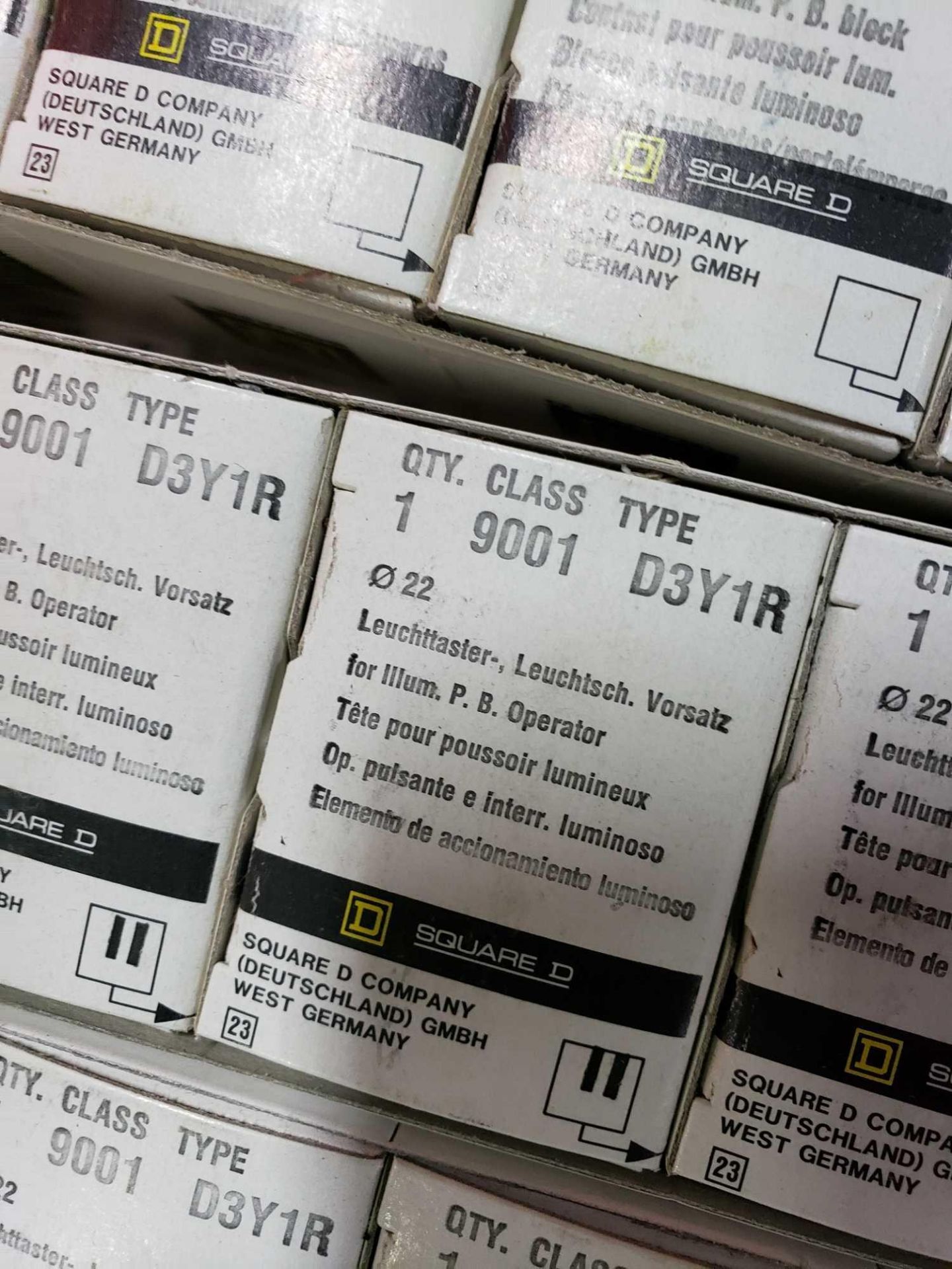 Qty 38 - Square D class 9001 type D3Y1R. New in boxes. - Image 3 of 3