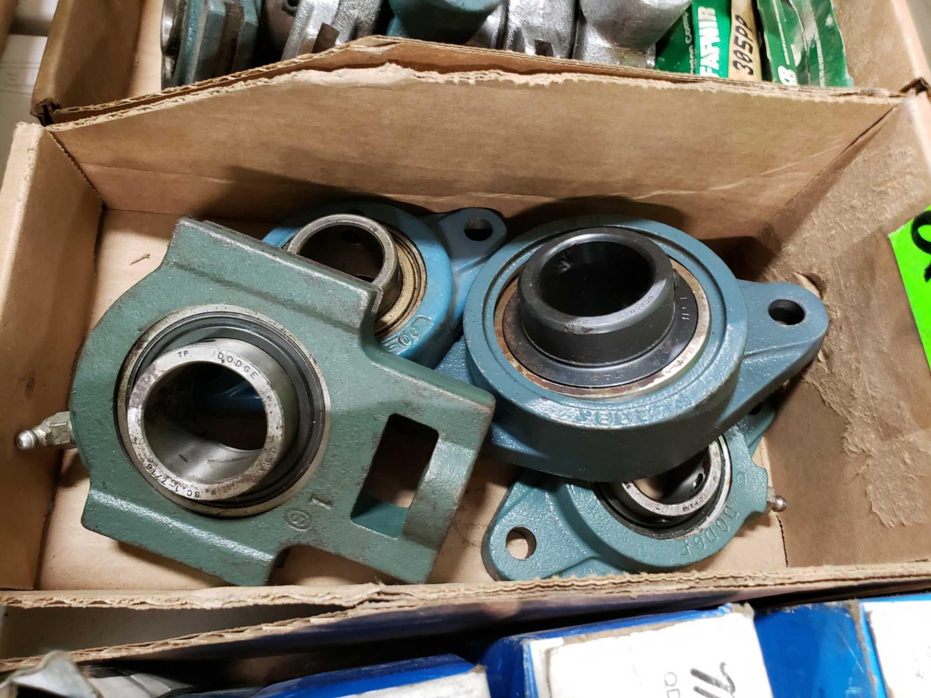 Lot of assorted bearings. - Image 2 of 2