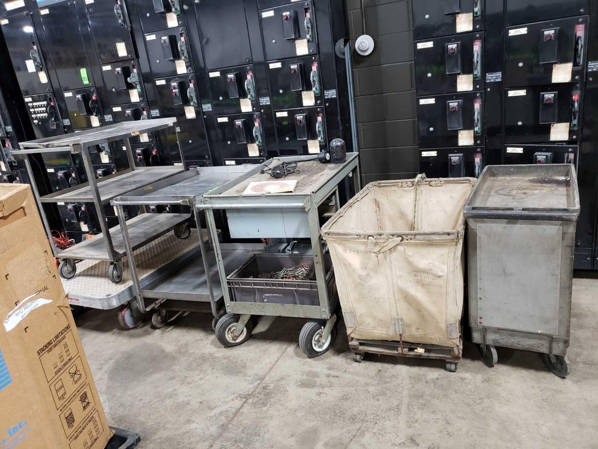 Qty 6 - assorted carts.