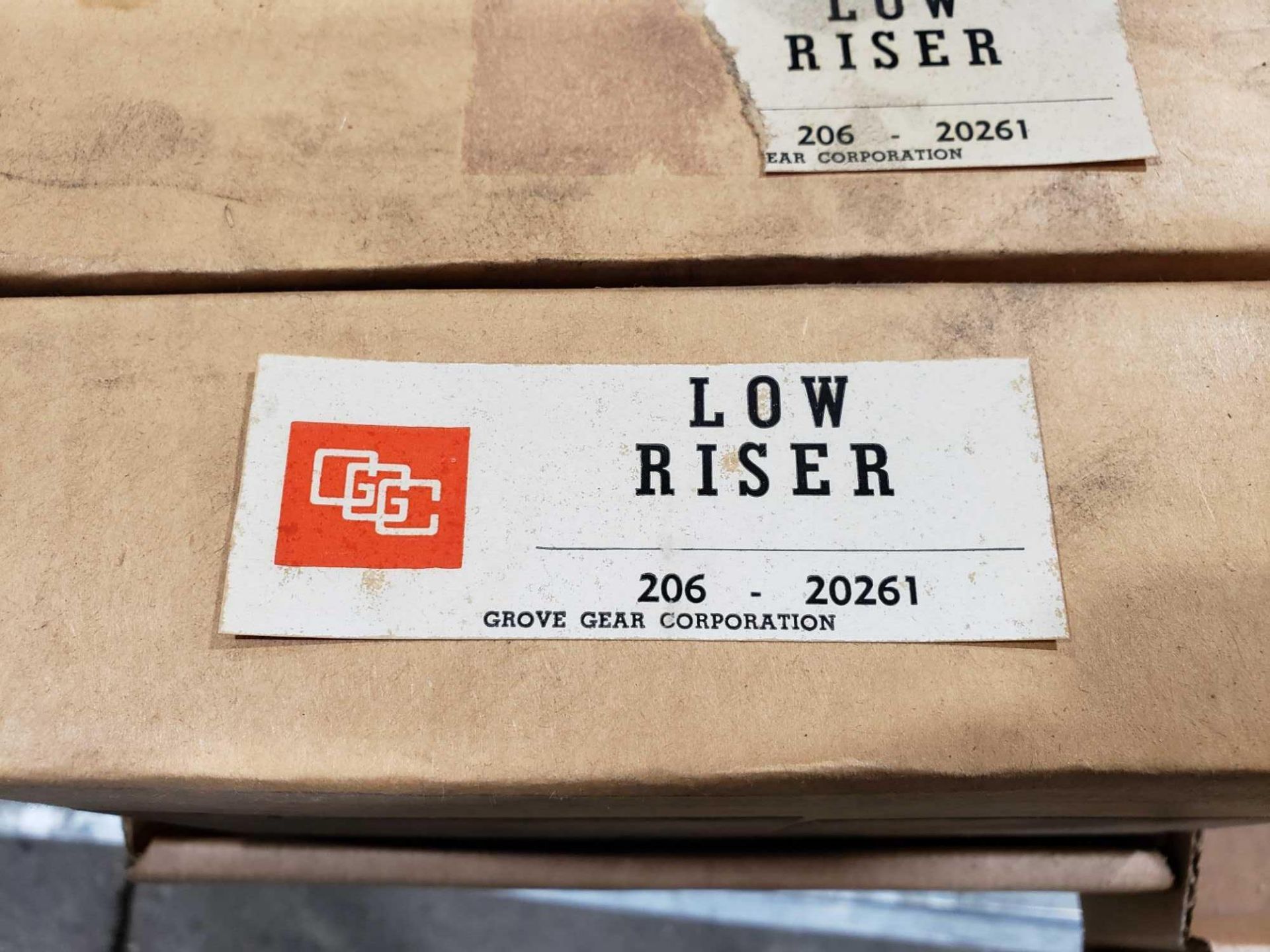 Qty 5 - Grove Gear lower riser model 206-20261. new in box. - Image 2 of 2