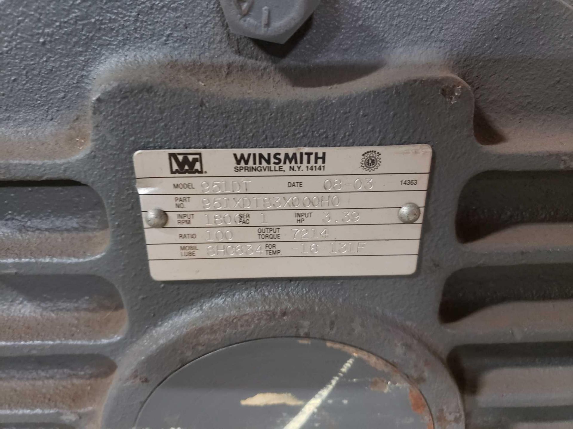 Winsmith speed reducer gear box model 951DT, ratio 100:1. New with shelf wear. - Image 2 of 3
