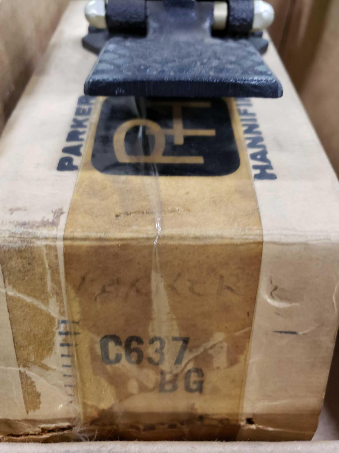Parker Hannifin model C637-BG foot switch. New in box. - Image 2 of 3