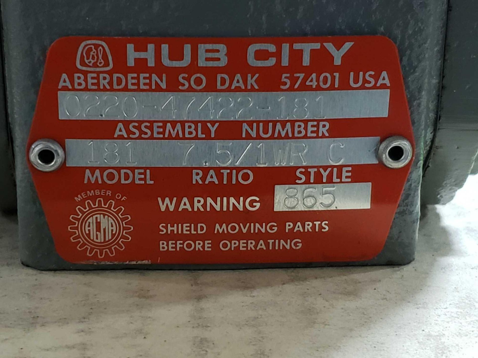 Hub City gear box speed reducer model 181, ratio 7.5/1WR, style C. New in box. - Image 2 of 3