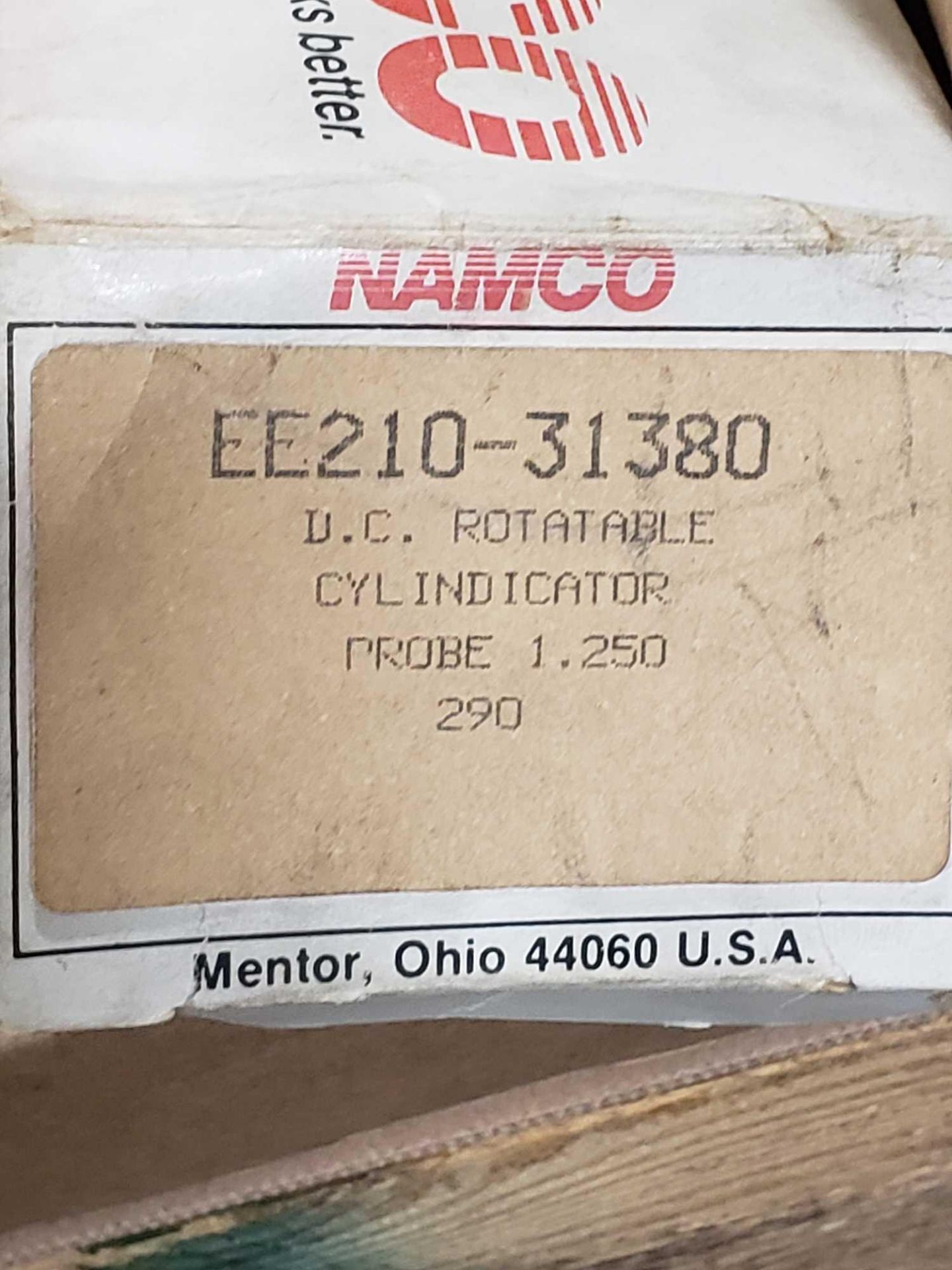 Qty 2 - Namco DC rotatable cylindicator model EE210-31380. New in box. - Image 2 of 2