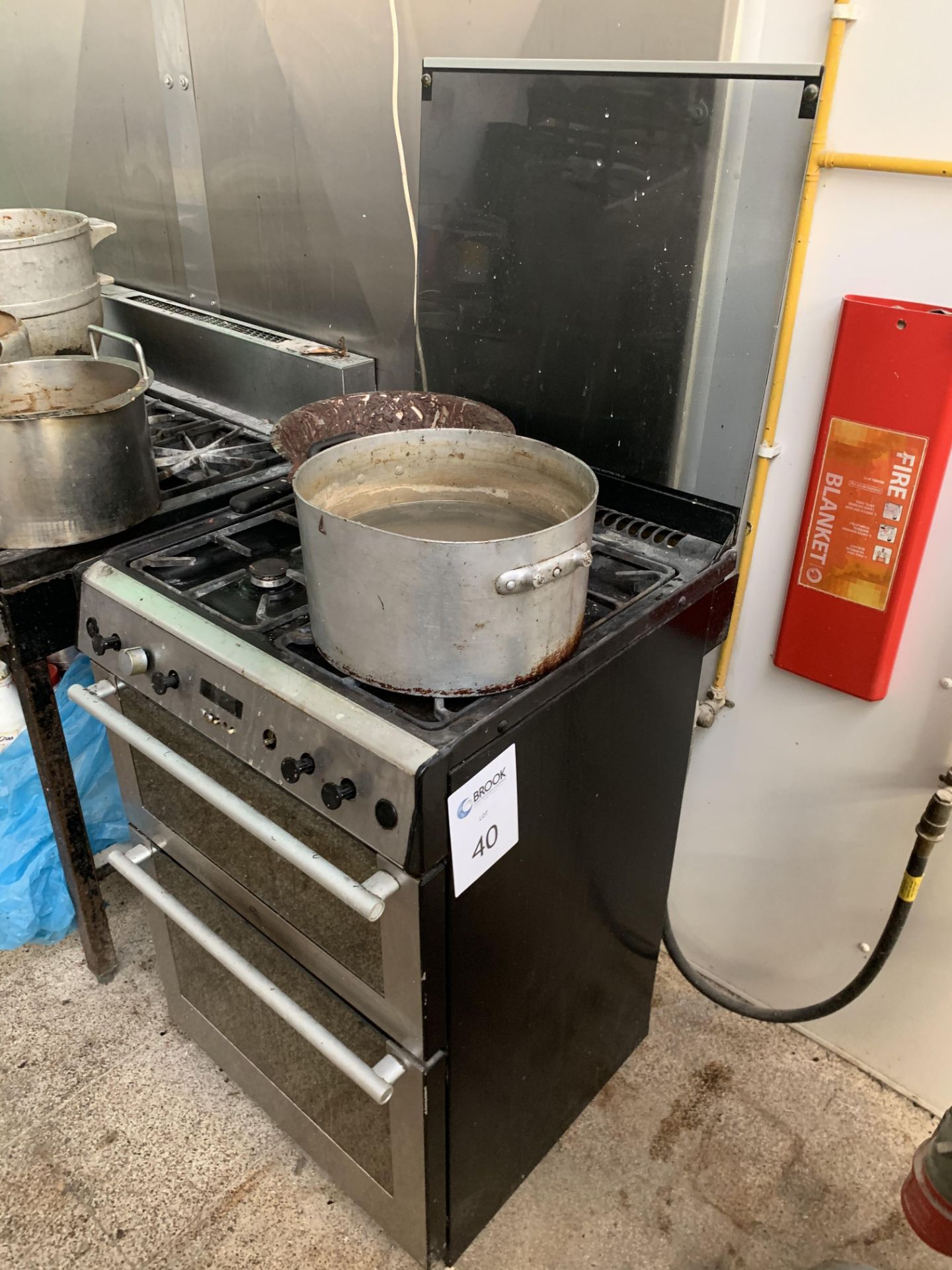 domestic gas oven