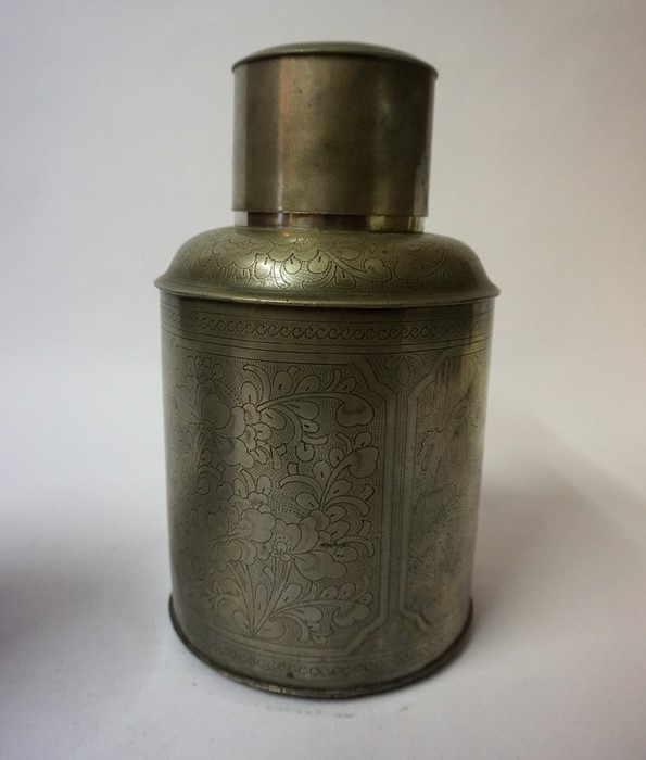 Two Chinese Pewter Cylindrical Tea Caddy,s with Covers, circa early 20th century, Decorated with - Image 5 of 6