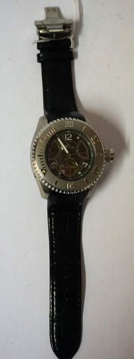 An Italian Gents Automatic Wristwatch by Vip Time, on a leather strap, in working order - Image 3 of 4