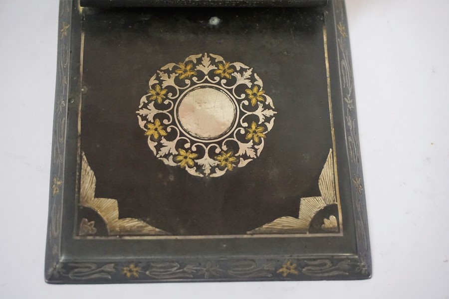 A Niello Style Silver and Gold Leaf Overlaid White Metal Cigarette Box, circa early 20th century, - Image 3 of 4