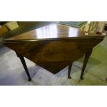 A Georgian Mahogany Corner Supper Table, 66cm high, 67cm wide