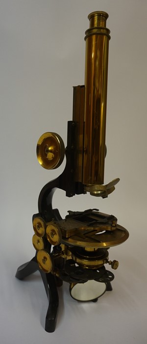 A Lacquered and Brass "Paragon" Binocular Microscope, By J.Swift & Son London, circa late 19th / - Image 7 of 13