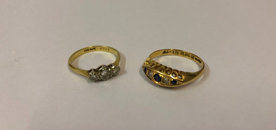 A Ladies 18ct Gold Gem Set and Diamond Ring, Set with three small gem stones and two small diamonds, - Image 2 of 3