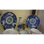 A Mixed Lot of Oriental Porcelain and Pottery, circa 19th century and later, to include a Japanese