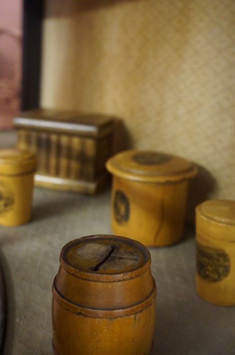 A Quantity of Mauchline and Treen Wares, To include books, boxes, scroll holder, beaker holders, - Image 4 of 4