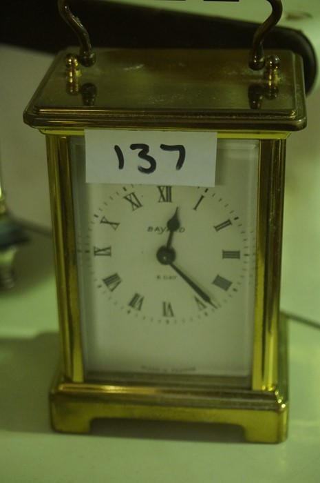 Mixed Lot of Clocks, to include a French 8 day carriage clock, Swiss made 8 day mantel clock, desk - Image 5 of 6