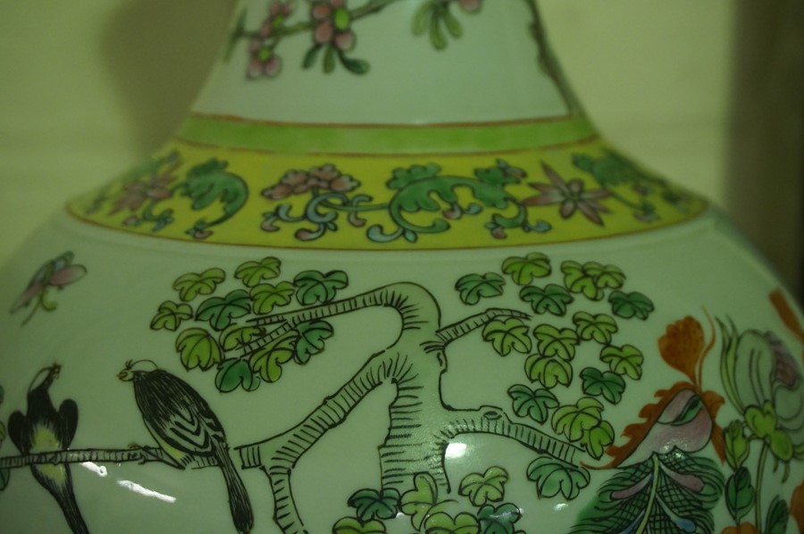 Chinese Famille Rose Baluster Shaped Vase, Having a flaring neck, Decorated with panels of - Image 14 of 19