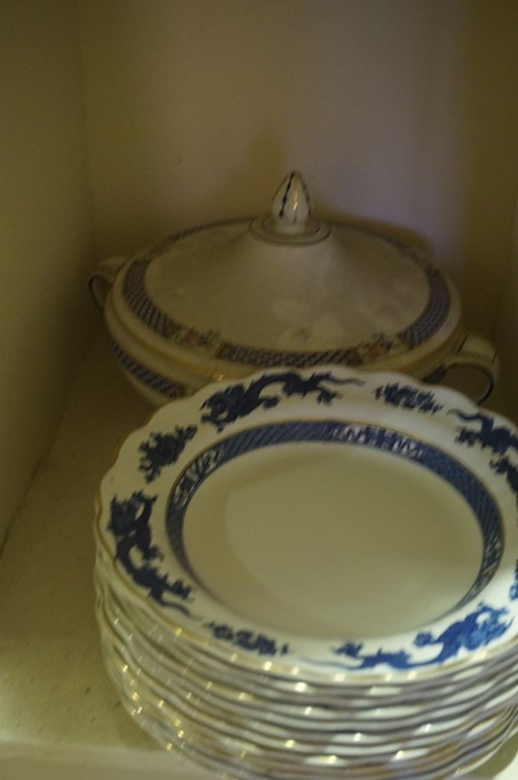 Large Quantity of Pottery, to include two part dinner sets, tea wares etc, approximately 90 pieces - Image 8 of 8