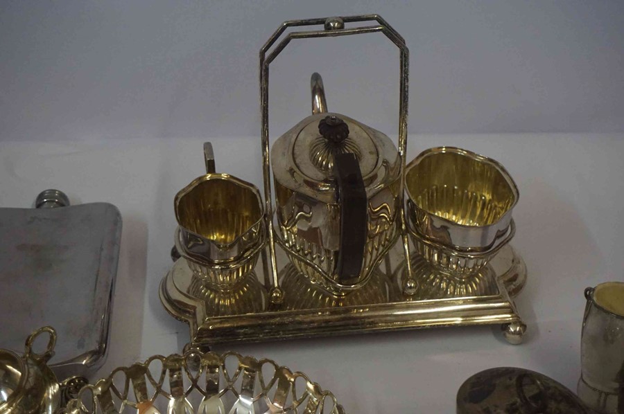 Quantity of Silver Plated Wares, to include a breakfast tea set on stand, vegetable dishes, - Image 2 of 6