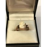 9ct Gold Cameo Dress Ring, size O