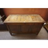 Oak Blanket Box, Having a hinged top, Condition reportGood over all condition 128cm long x 58cm deep