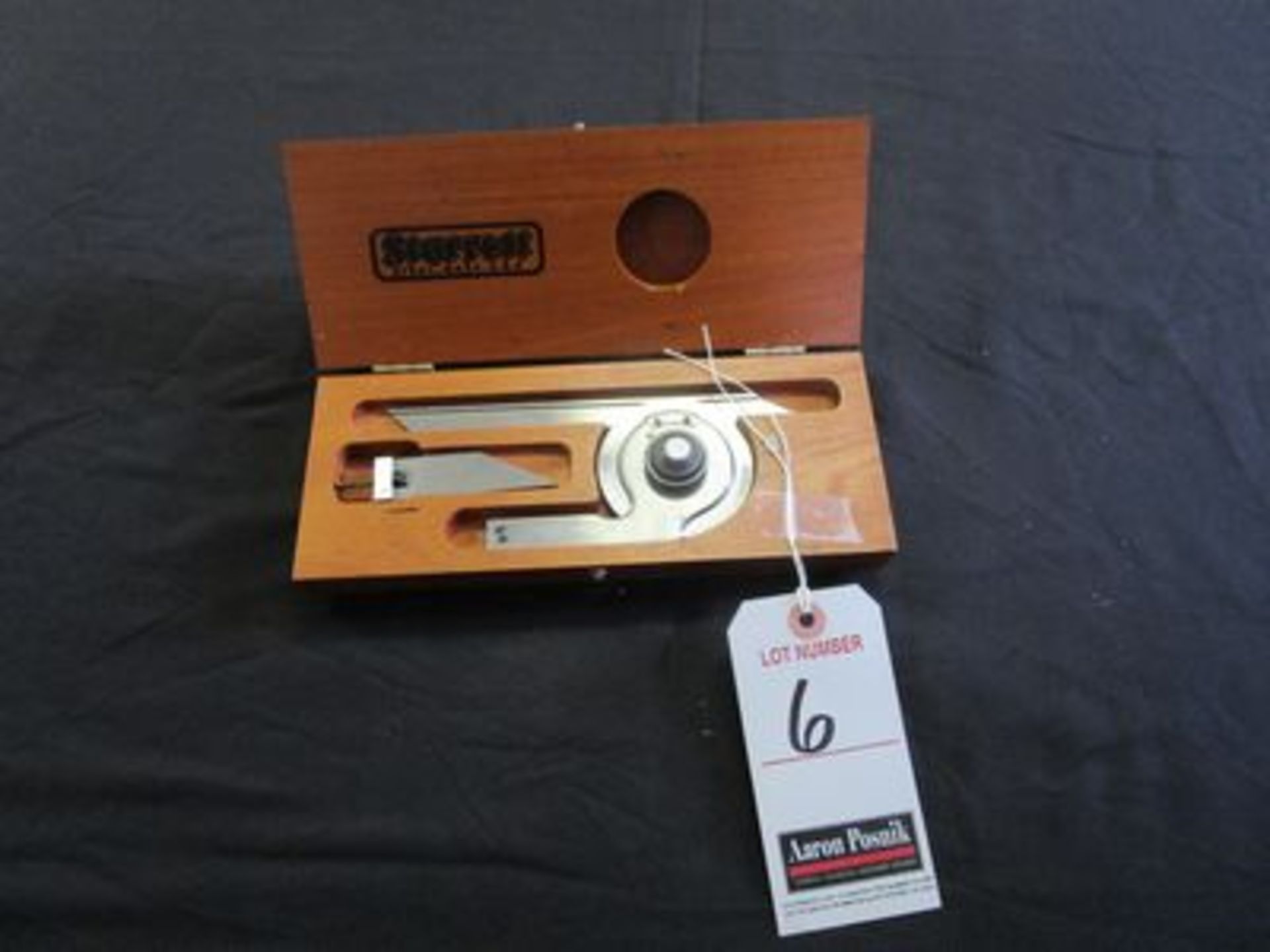 STARRETT PROTRACTOR W/ CASE