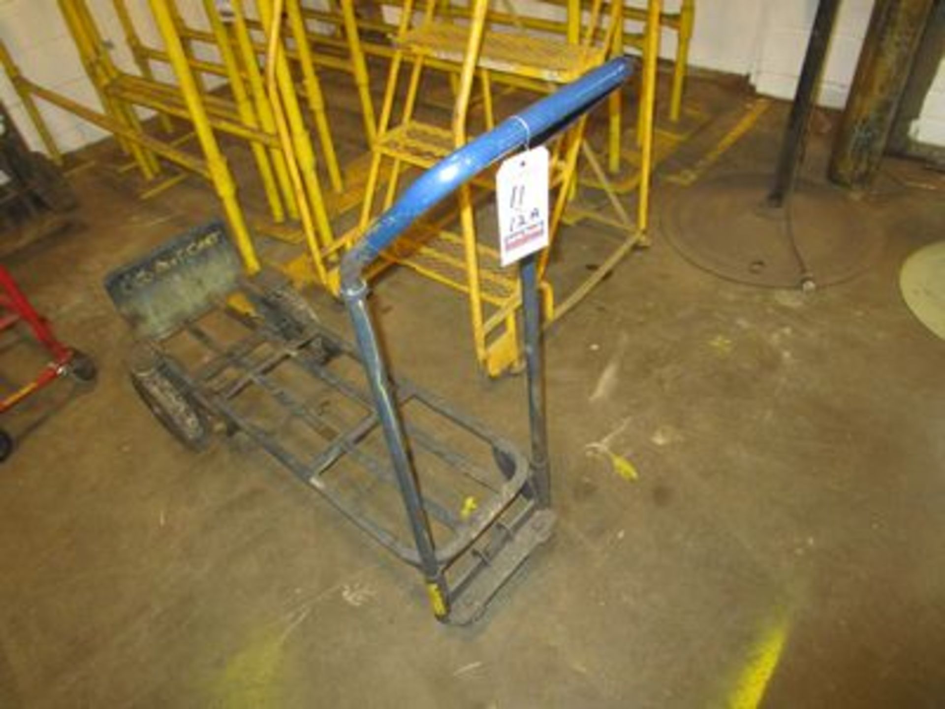 4-WHEEL HAND TRUCK/DOLLY