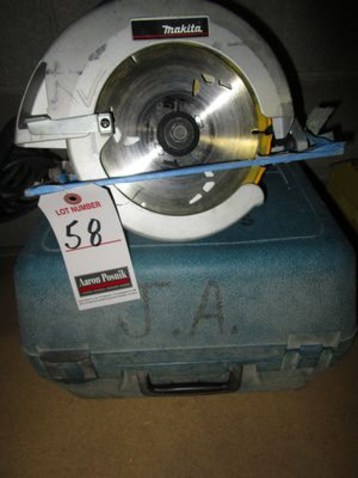 MAKITA 7 1/4" ELEC. CIRCULAR SAW W/ CASE